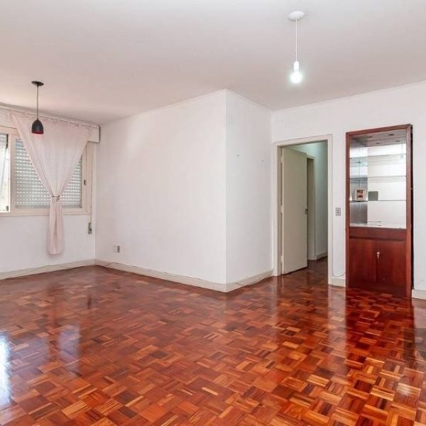 Apartamento à venda com 107m², 2 quartos, 1 suíte, 1 vaga no bairro Auxiliadora em Porto Alegre - Foto 1