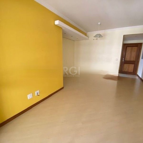 Apartamento à venda com 92m², 3 quartos, 1 suíte, 2 vagas no bairro Petrópolis em Porto Alegre - Foto 1