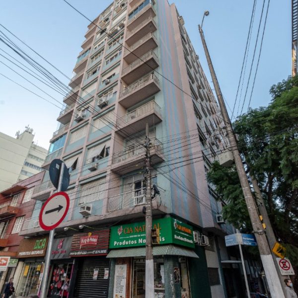 Apartamento à venda com 138m², 3 quartos, 1 vaga no bairro Bom Fim em Porto Alegre - Foto 1