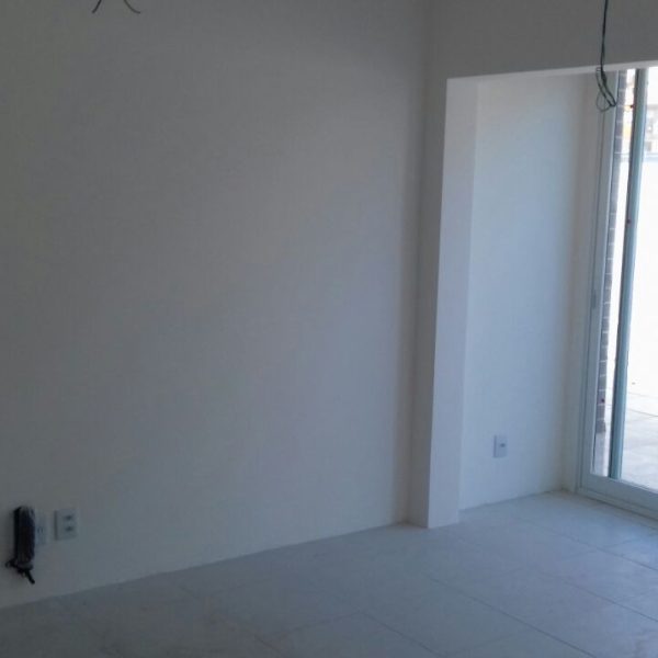 Apartamento à venda com 31m², 1 quarto, 1 vaga no bairro Santo Antônio em Porto Alegre - Foto 1