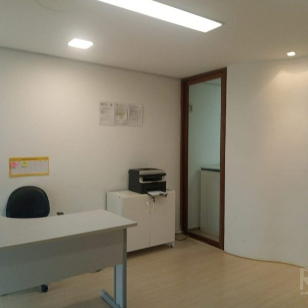 Conjunto/Sala à venda com 97m² no bairro Mont Serrat em Porto Alegre - Foto 1