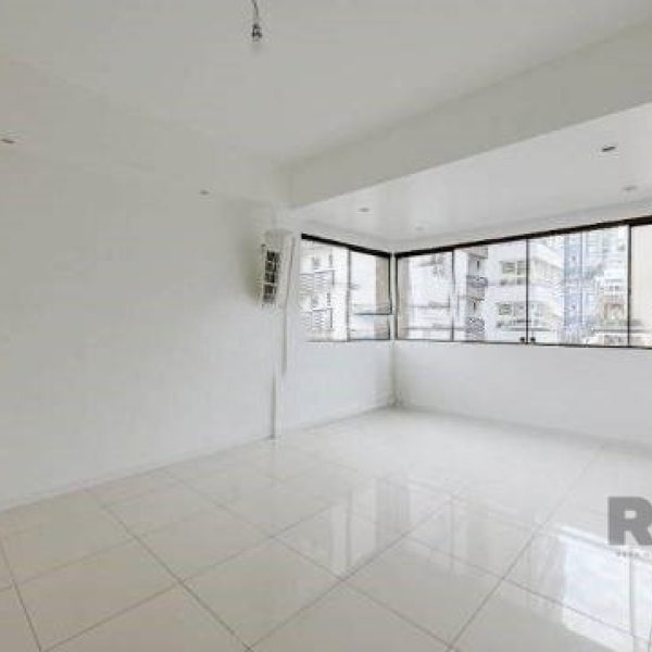 Cobertura à venda com 215m², 3 quartos, 2 vagas no bairro Petrópolis em Porto Alegre - Foto 1