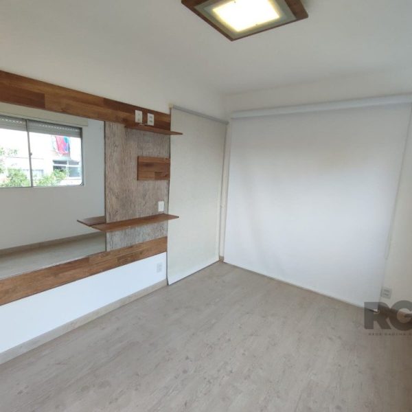 Apartamento à venda com 63m², 3 quartos, 1 vaga no bairro Santo Antônio em Porto Alegre - Foto 1