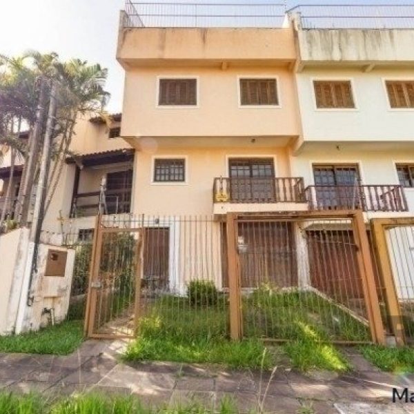 Casa à venda com 203m², 3 quartos, 1 suíte, 3 vagas no bairro Ipanema em Porto Alegre - Foto 1