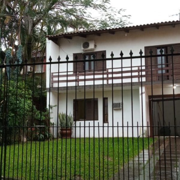 Casa à venda com 175m², 5 quartos, 5 vagas no bairro Tristeza em Porto Alegre - Foto 1