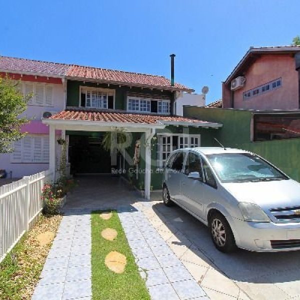 Casa à venda com 140m², 3 quartos, 1 suíte, 3 vagas no bairro Ipanema em Porto Alegre - Foto 1