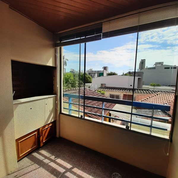 Apartamento à venda com 59m², 2 quartos, 1 vaga no bairro Santana em Porto Alegre - Foto 1