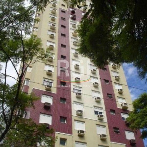 Apartamento à venda com 68m², 2 quartos, 2 vagas no bairro Moinhos de Vento em Porto Alegre - Foto 1