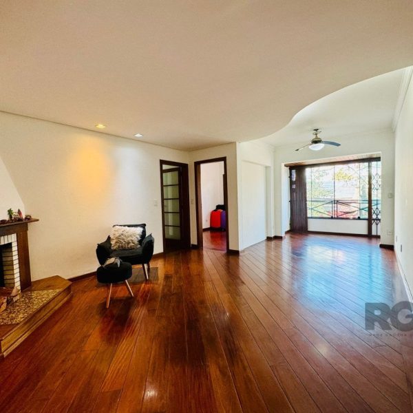 Apartamento à venda com 99m², 3 quartos, 1 suíte, 2 vagas no bairro Passo d'Areia em Porto Alegre - Foto 1