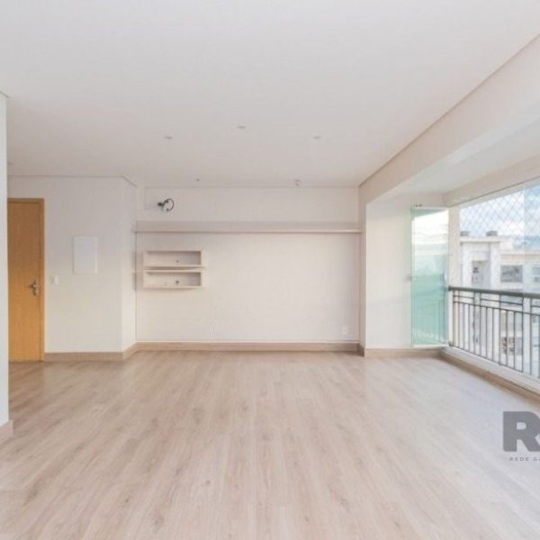 Apartamento à venda com 105m², 3 quartos, 1 suíte, 2 vagas no bairro Passo d'Areia em Porto Alegre - Foto 1