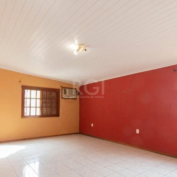 Casa à venda com 700m², 4 quartos, 1 suíte, 3 vagas no bairro Menino Deus em Porto Alegre - Foto 1