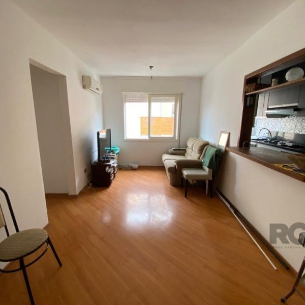 Apartamento à venda com 62m², 2 quartos no bairro Jardim do Salso em Porto Alegre - Foto 1