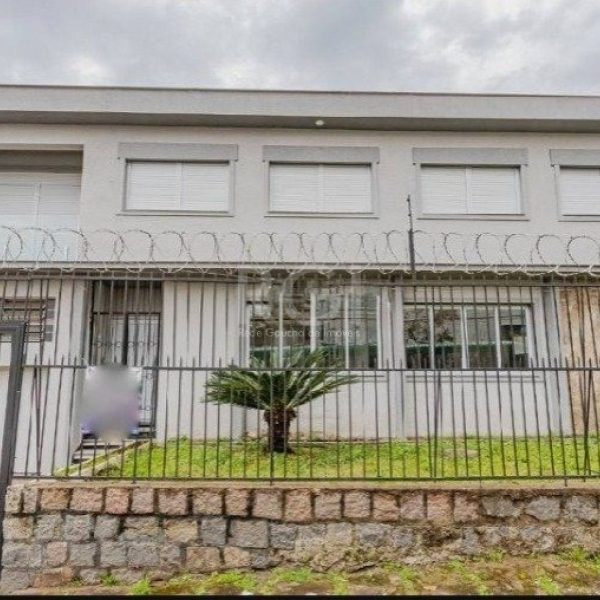 Casa à venda com 220m², 3 quartos, 2 suítes, 2 vagas no bairro Partenon em Porto Alegre - Foto 1