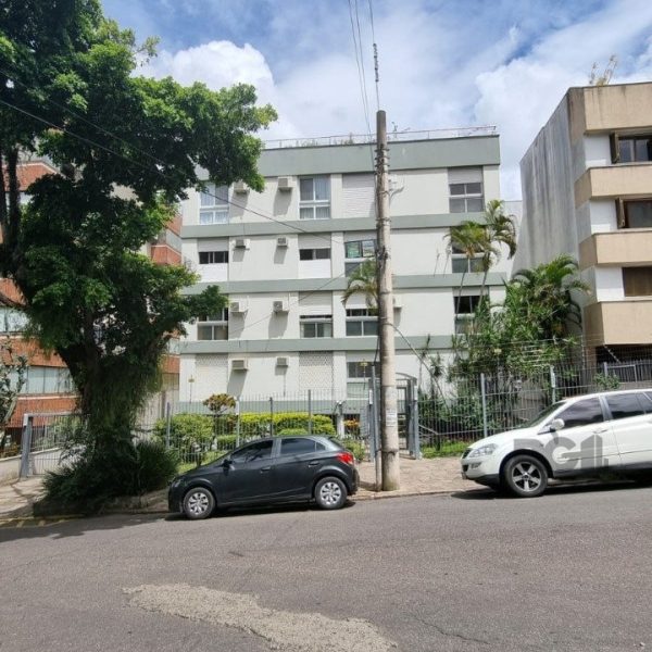 Apartamento à venda com 120m², 3 quartos, 1 suíte, 1 vaga no bairro Petrópolis em Porto Alegre - Foto 1