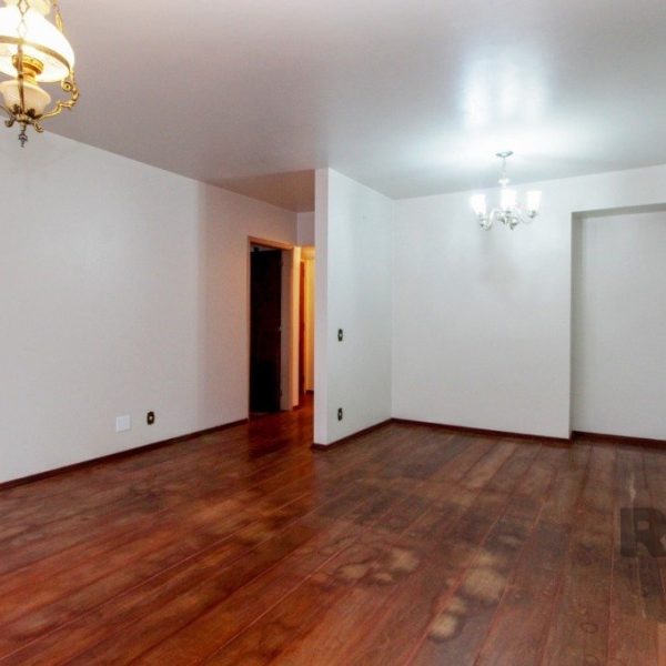 Apartamento à venda com 113m², 3 quartos, 1 suíte, 2 vagas no bairro Auxiliadora em Porto Alegre - Foto 1