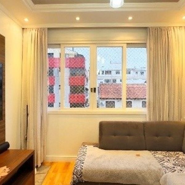 Apartamento à venda com 77m², 3 quartos, 1 suíte, 2 vagas no bairro Jardim Botânico em Porto Alegre - Foto 1