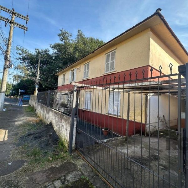 Casa à venda com 78m², 3 quartos, 2 vagas no bairro Passo d'Areia em Porto Alegre - Foto 1