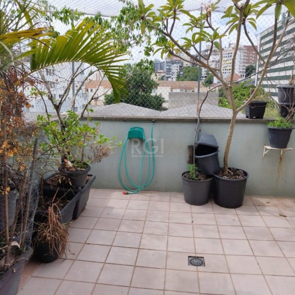 Cobertura à venda com 91m², 2 quartos no bairro Floresta em Porto Alegre - Foto 1