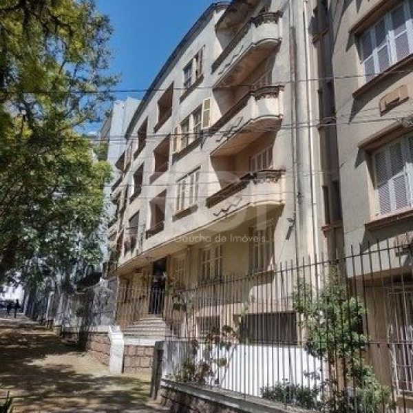 Apartamento à venda com 187m², 4 quartos, 1 vaga no bairro Floresta em Porto Alegre - Foto 1