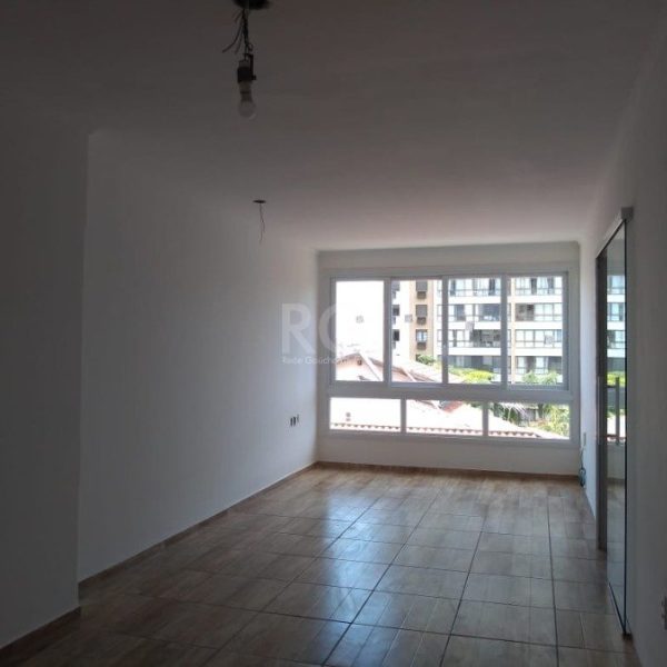 Apartamento à venda com 92m², 2 quartos, 2 suítes, 1 vaga no bairro Petrópolis em Porto Alegre - Foto 1