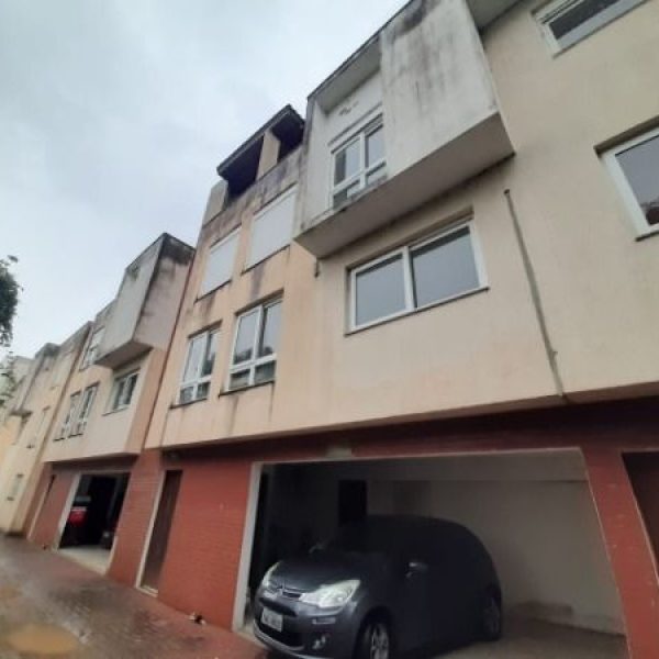 Casa Condominio à venda com 180m², 3 quartos, 1 suíte, 2 vagas no bairro Ipanema em Porto Alegre - Foto 1