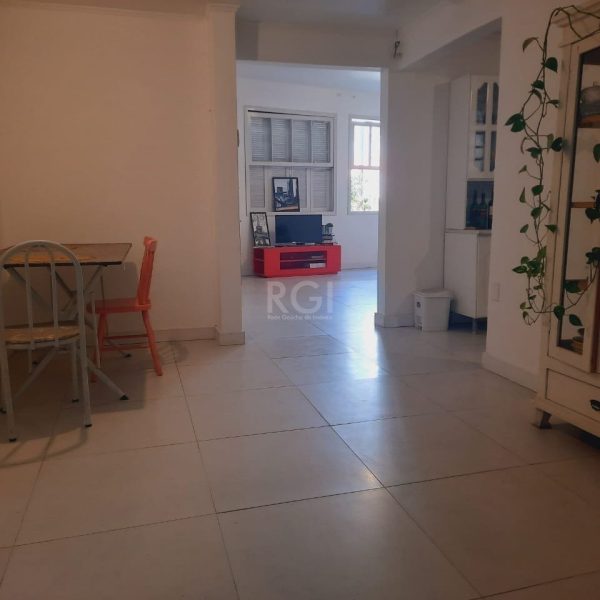 Apartamento à venda com 107m², 2 quartos, 1 suíte, 1 vaga no bairro Floresta em Porto Alegre - Foto 1