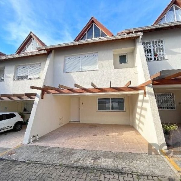 Casa Condominio à venda com 159m², 3 quartos, 1 suíte, 2 vagas no bairro Tristeza em Porto Alegre - Foto 1