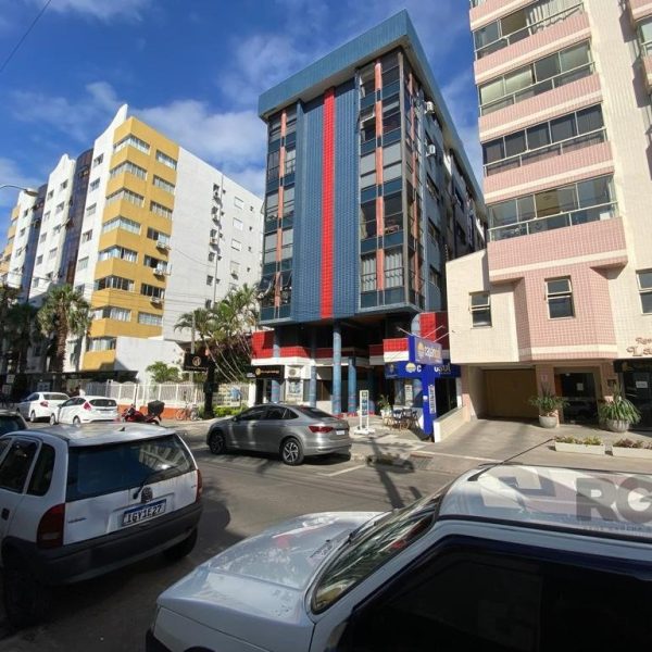 Apartamento à venda com 40m², 1 quarto, 1 vaga no bairro Centro em Capão da Canoa - Foto 1