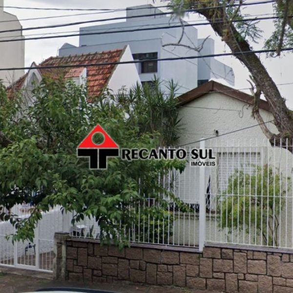 Casa à venda com 200m², 3 quartos, 6 vagas no bairro Petrópolis em Porto Alegre - Foto 1