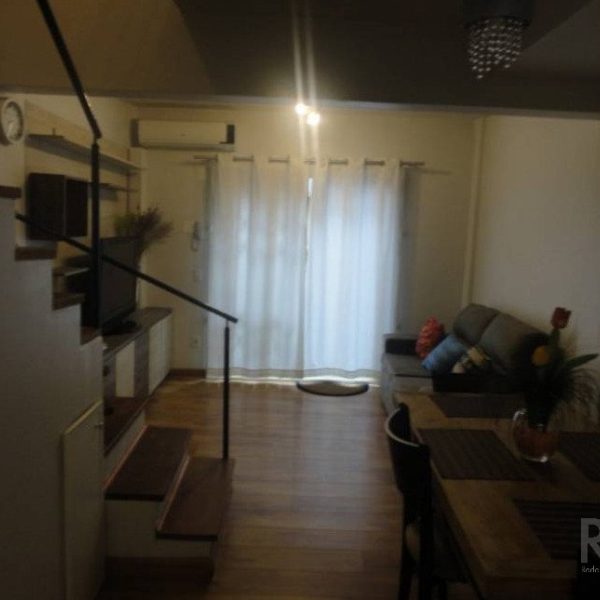 Apartamento à venda com 81m², 2 quartos, 1 suíte, 1 vaga no bairro Jardim do Salso em Porto Alegre - Foto 1