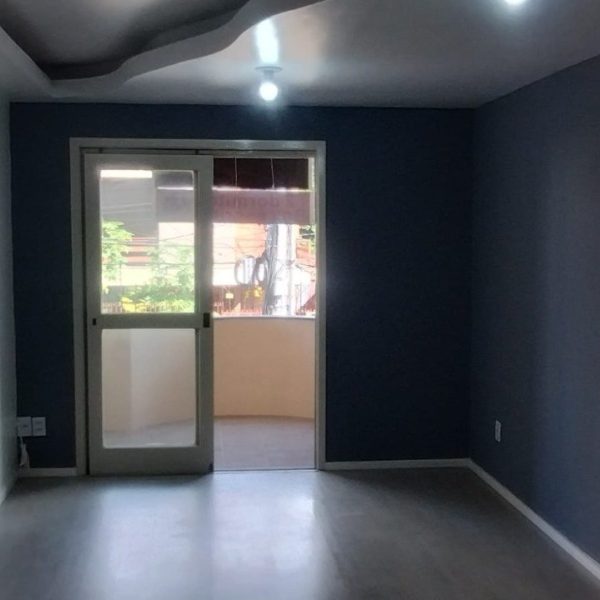 Apartamento à venda com 66m², 2 quartos, 1 vaga no bairro Passo d'Areia em Porto Alegre - Foto 1