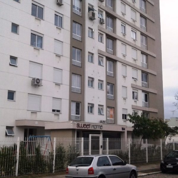 Apartamento à venda com 52m², 2 quartos, 1 suíte, 1 vaga no bairro Santana em Porto Alegre - Foto 1