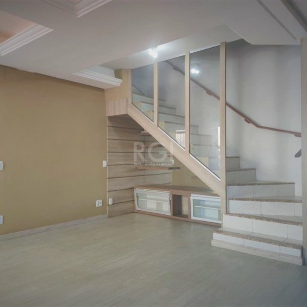 Casa Condominio à venda com 145m², 3 quartos, 1 suíte, 2 vagas no bairro Tristeza em Porto Alegre - Foto 1