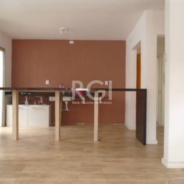 Apartamento à venda com 68m², 2 quartos, 1 vaga no bairro Praia de Belas em Porto Alegre - Foto 1