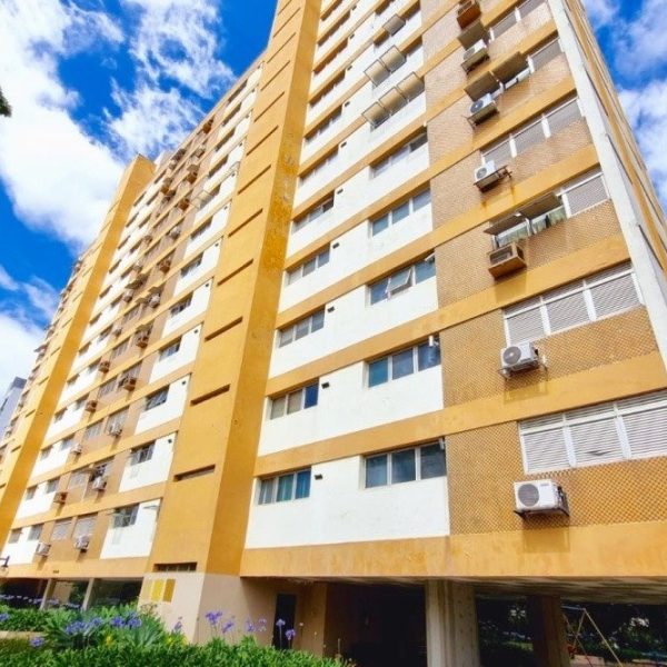 Apartamento à venda com 138m², 3 quartos, 1 suíte, 2 vagas no bairro Petrópolis em Porto Alegre - Foto 1