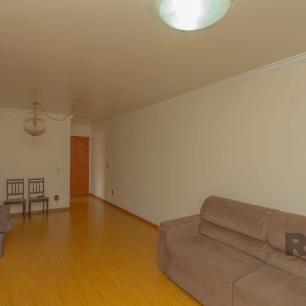 Apartamento à venda com 99m², 3 quartos, 1 suíte no bairro Petrópolis em Porto Alegre - Foto 1