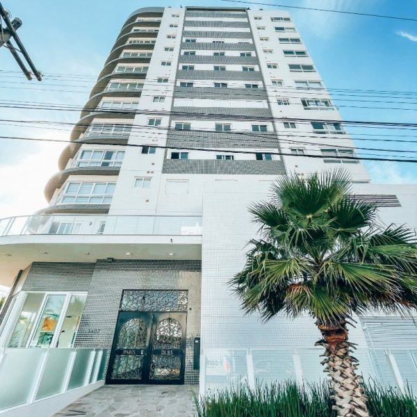 Apartamento à venda com 139m², 3 quartos, 3 suítes, 2 vagas no bairro Navegantes em Capão da Canoa - Foto 1