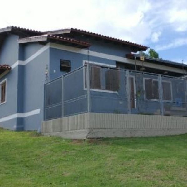 Casa à venda com 171m², 3 quartos, 1 suíte, 2 vagas no bairro Santa Tereza em Porto Alegre - Foto 1