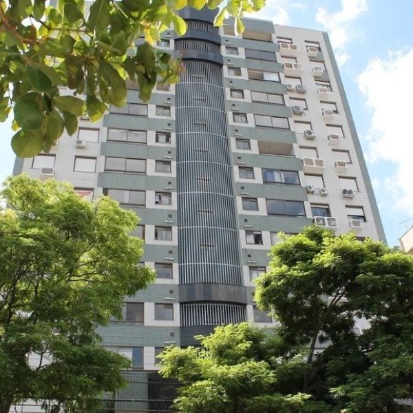 Apartamento à venda com 88m², 2 quartos, 1 suíte, 2 vagas no bairro Centro em Porto Alegre - Foto 1