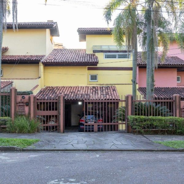 Casa Condominio à venda com 381m², 4 quartos, 2 suítes, 4 vagas no bairro Santa Tereza em Porto Alegre - Foto 1