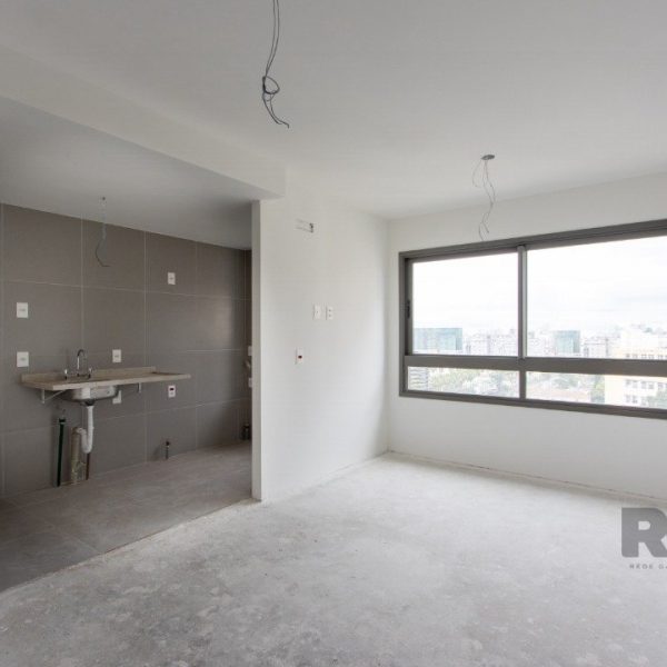 Apartamento à venda com 75m², 3 quartos, 1 suíte no bairro Farroupilha em Porto Alegre - Foto 1