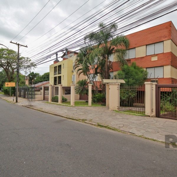 Apartamento à venda com 142m², 3 quartos, 1 suíte, 2 vagas no bairro Santa Tereza em Porto Alegre - Foto 1