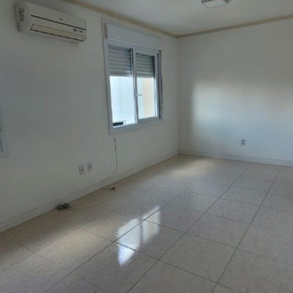 Apartamento JK à venda com 32m², 1 quarto no bairro Azenha em Porto Alegre - Foto 1