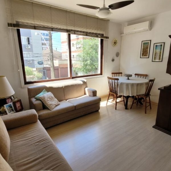 Apartamento à venda com 59m², 2 quartos, 2 vagas no bairro Mont Serrat em Porto Alegre - Foto 1