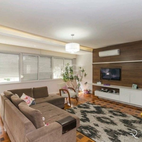 Apartamento à venda com 176m², 4 quartos, 1 vaga no bairro Higienópolis em Porto Alegre - Foto 1