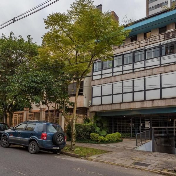 Cobertura à venda com 266m², 3 quartos, 1 suíte, 2 vagas no bairro Petrópolis em Porto Alegre - Foto 1