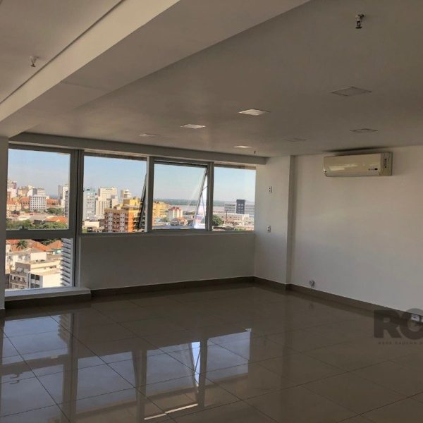 Conjunto/Sala à venda com 52m² no bairro Floresta em Porto Alegre - Foto 1