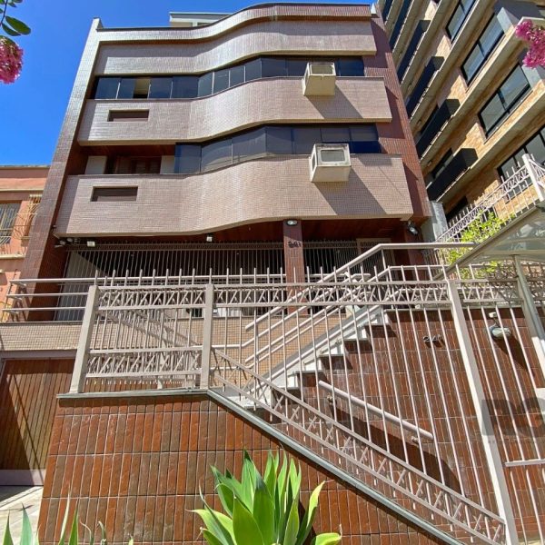 Apartamento à venda com 91m², 3 quartos, 1 suíte, 2 vagas no bairro Petrópolis em Porto Alegre - Foto 1