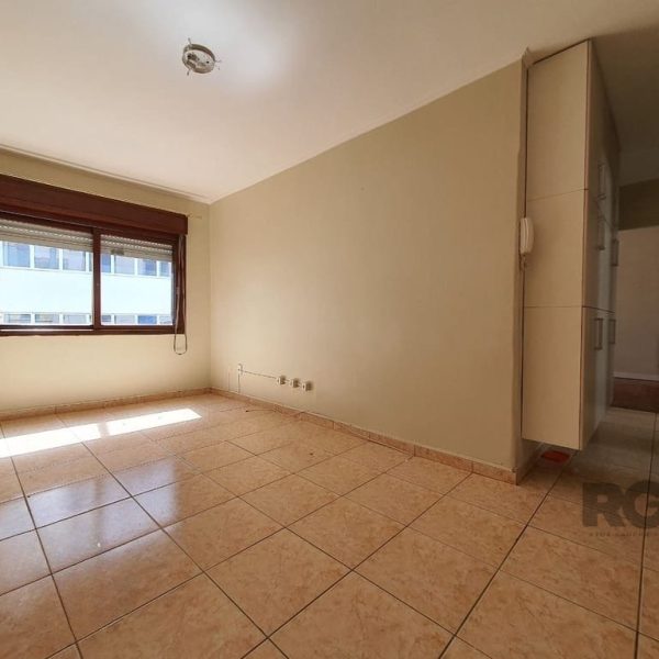 Apartamento à venda com 58m², 2 quartos, 1 suíte no bairro Centro Histórico em Porto Alegre - Foto 1