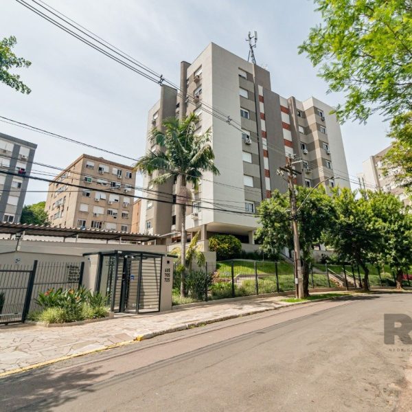 Apartamento à venda com 68m², 2 quartos, 1 vaga no bairro Passo d'Areia em Porto Alegre - Foto 1